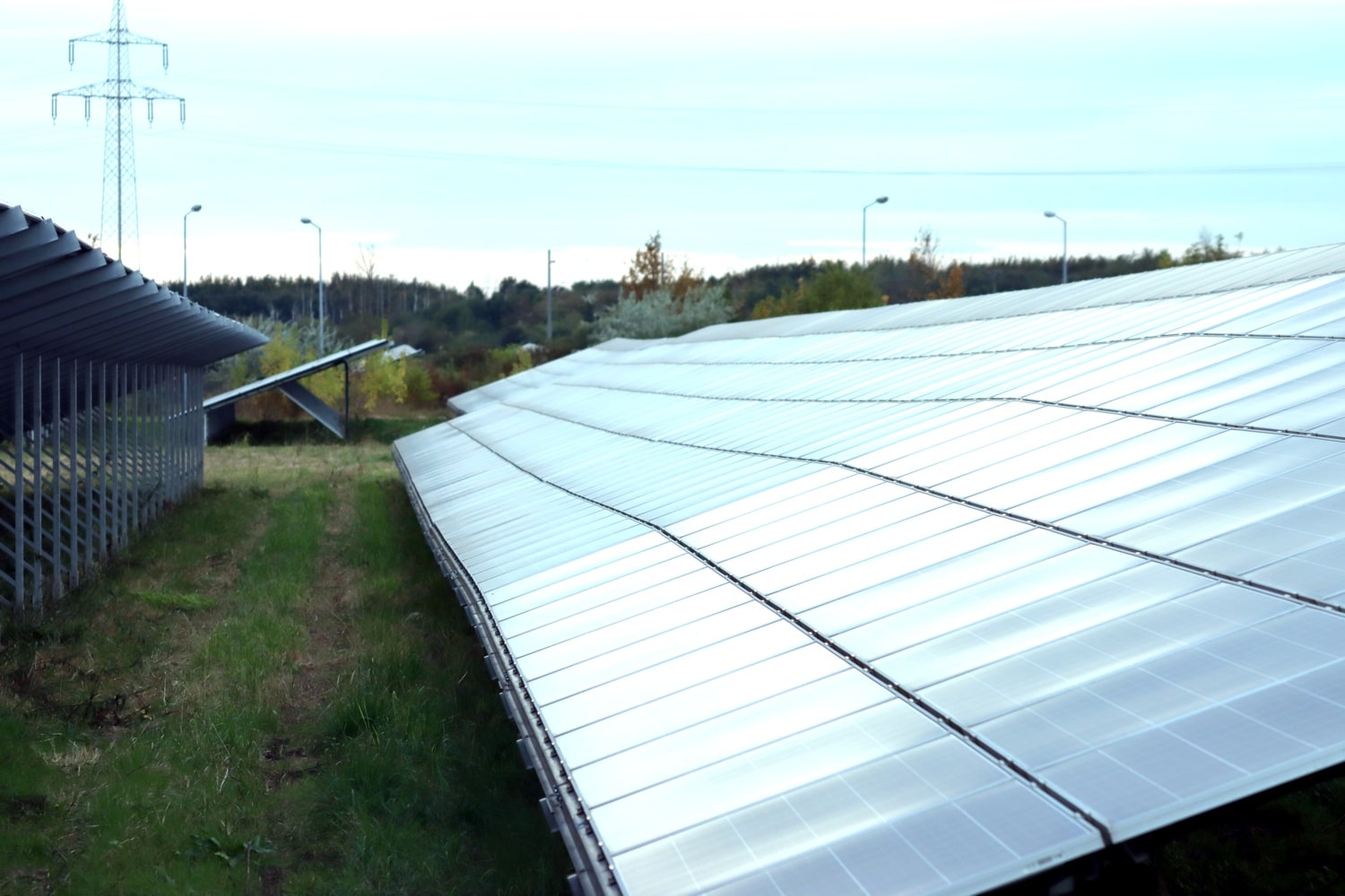 Die Erneuerbaren Energien - hier eine Solarenergieproduktion. Foto: Michael Freitag