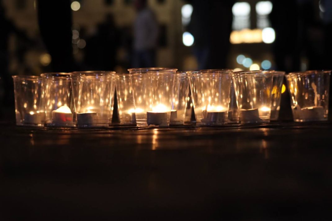 Lichter zum Gedenken an den 9. Oktober 1989. Foto: LZ