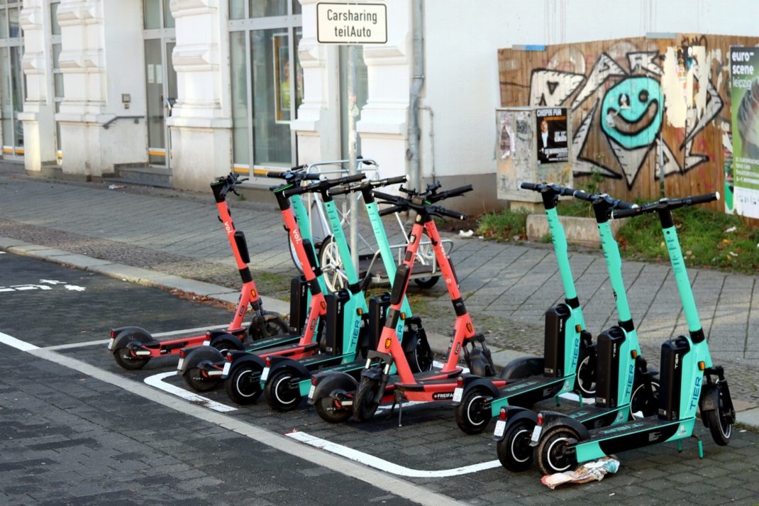 E-Roller-Stellfläche auf dem Lindenauer Markt. Foto: LZ