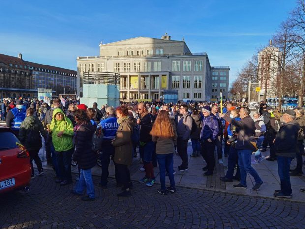 Die 1.000 Menschen sind damit auf dem Augustusplatz erreicht, Foto: LZ