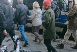 Rechtsextremist Sven Liebich unter den "Querdenkern" in der Goethestraße. Foto: LZ