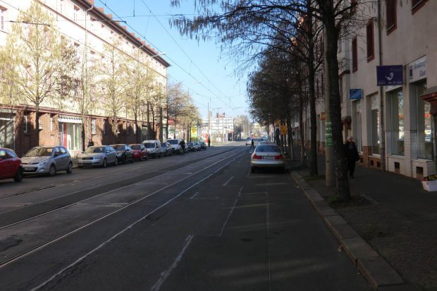 Zschochersche Straße zwischen Limburger Straße und Adler. Foto: Marko Hofmann