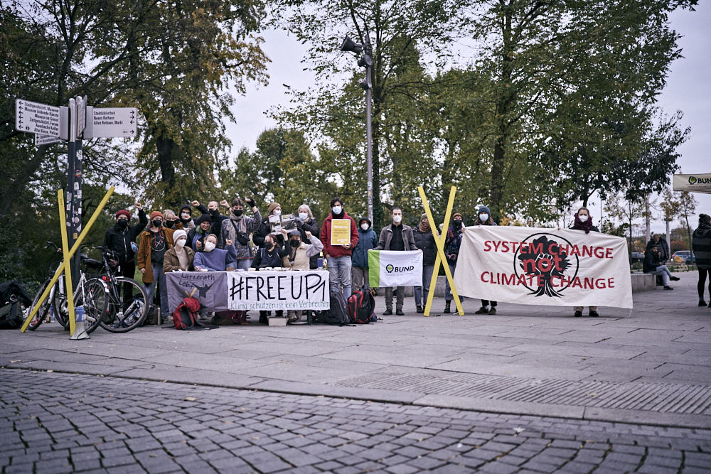 Monatelang hatten Klimaaktivist/-innen gegen die Räumung des Dorfes Lützerath protestiert. Das OVG Münster aber machte deren Hoffnungen zunichte. Foto: Tobias Möritz