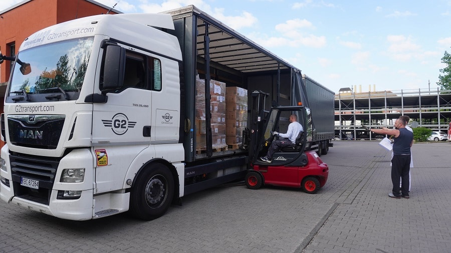 LKW holt 14 Paletten ab. Foto: KSG