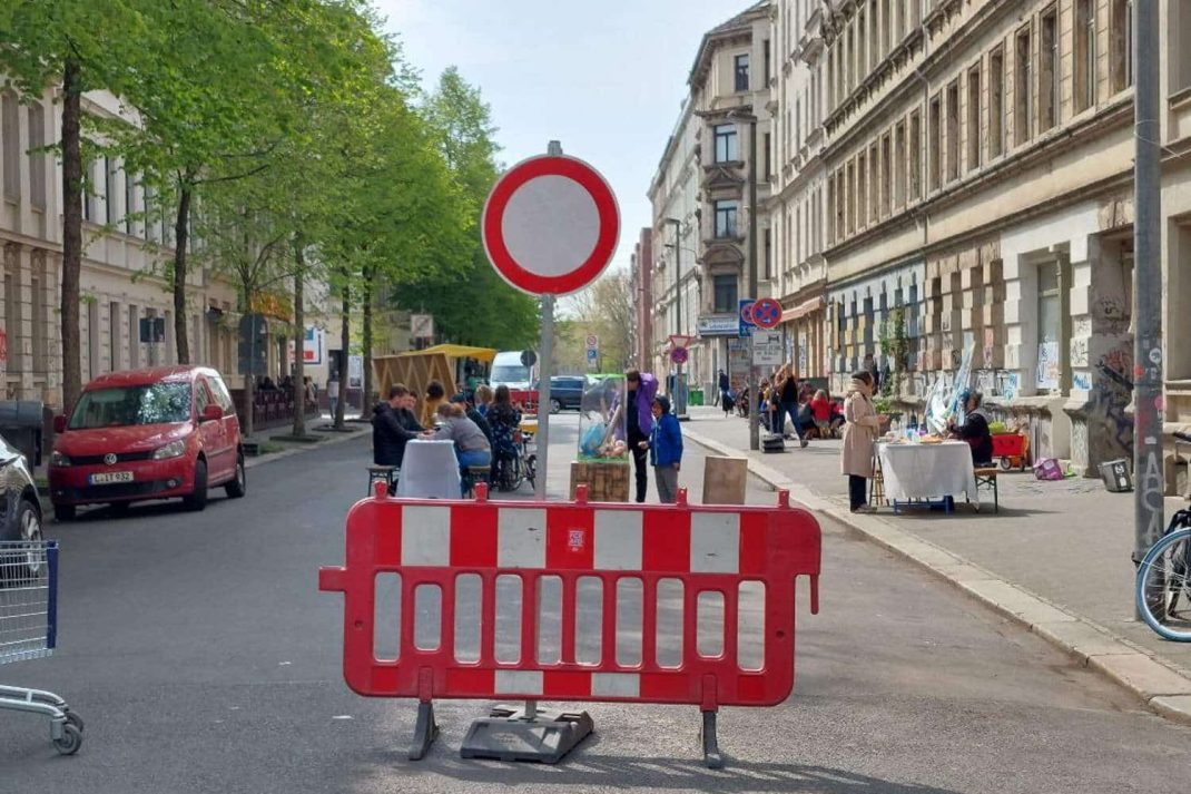 Aktion des Superblocks Leipzig e.V. in der Hildegardstraße. Foto: LZ