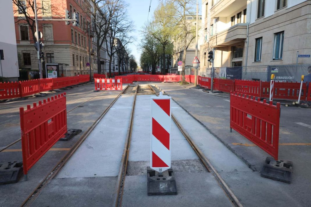 Gleissanierung in der Käthe-Kollwitz-Straße. Foto: Ralf Julke