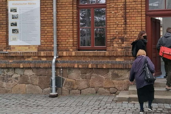 Pförtnerhaus an der Gedenkstätte.