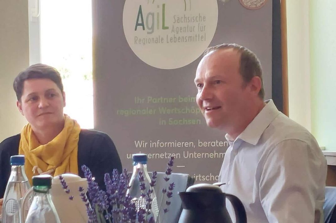 AgiL-Teamleiterin Heike Delling und Umweltminister Wolfram Günther. Foto: LZ