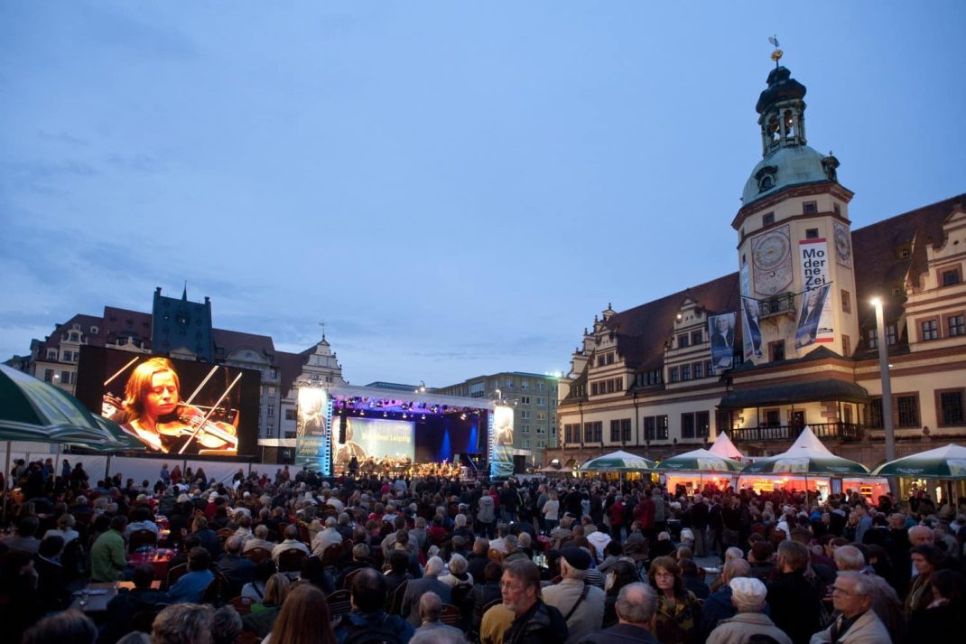 BachStage auf dem Leipziger Markt vom 10. bis 12. Juni. Foto: Bachfest Leipzig/ Gert Mothes