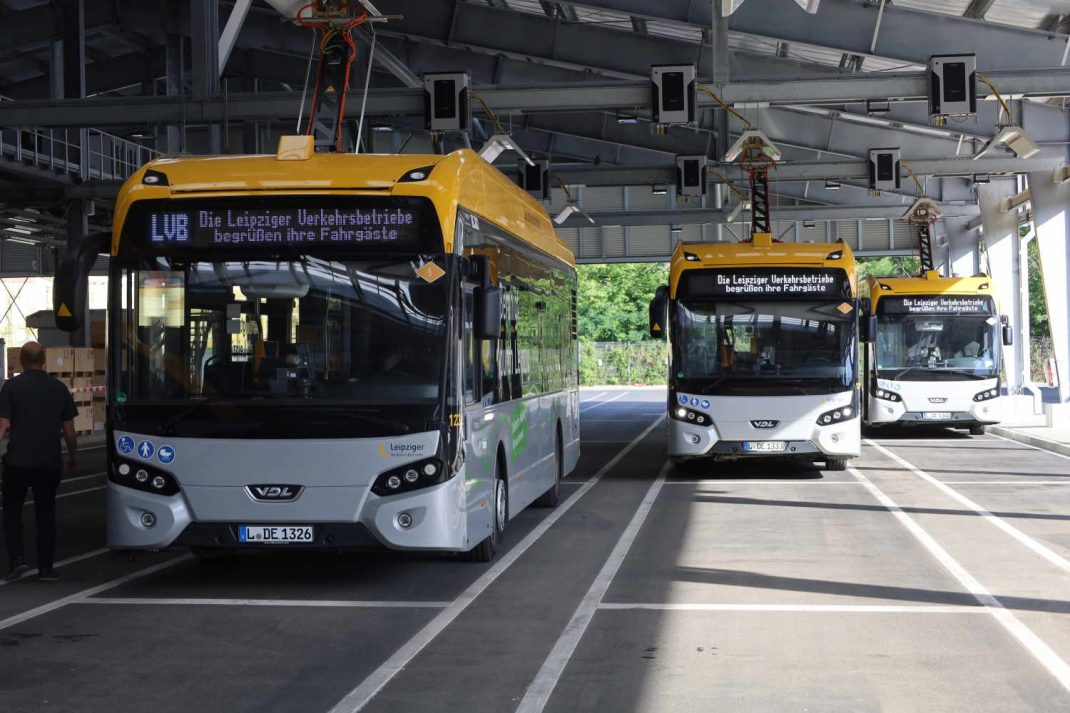 Eröffnung des Busports in Lindenau am 28. Juni. Foto: Ralf Julke