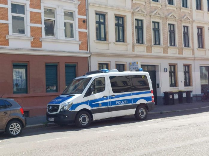 Polizei am Mittwoch in der Brandstraße. Foto: LZ