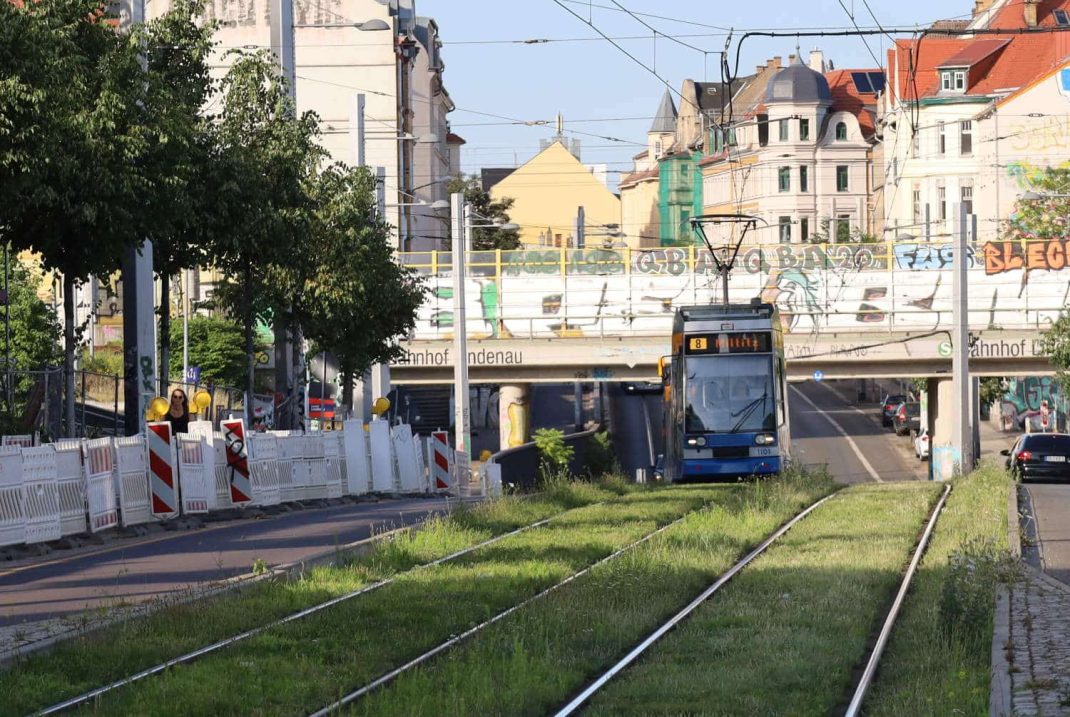 Rasengleis in der Lützner Straße. Foto: Ralf Julke
