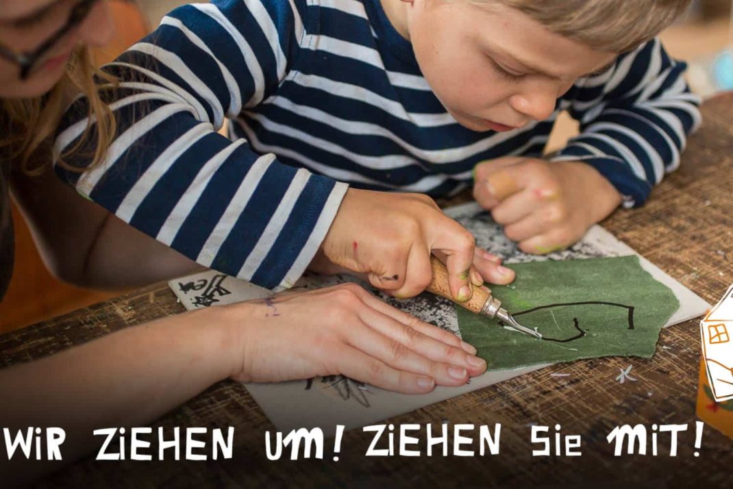 Wir ziehen um. Ziehen Sie mit! Foto: Buchkinder Leipzig e.V.