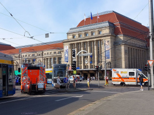 Unfall gegen 17 Uhr an der Zentralhaltestelle Hauptbahnhof Leipzig. Foto: Sabine Eicker