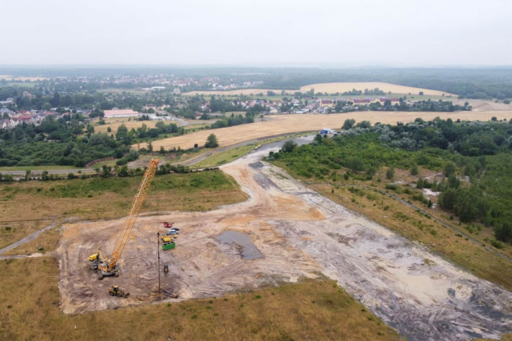 Rütteldruckverdichtung im Probefeld West am Speicherbecken Borna. Foto: LMBV