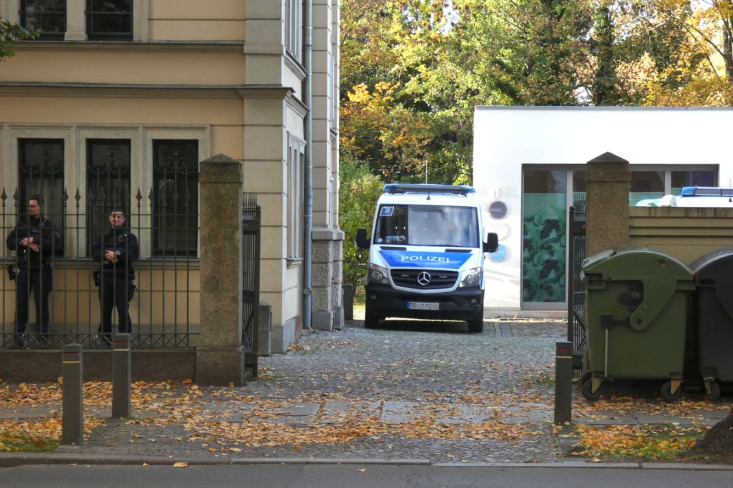 Durchsuchungsmaßnahmen am 11. Oktober 2022 in Leipzig. Foto: LZ