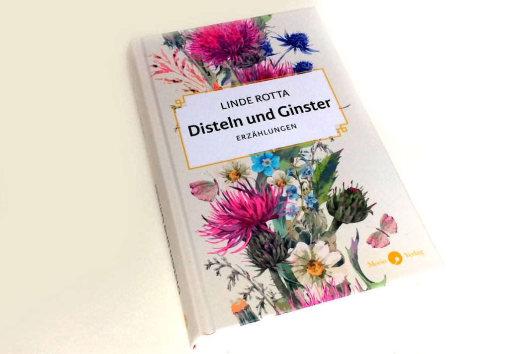 Linde Rotta: Diesteln und Ginster. Foto: Ralf Julke