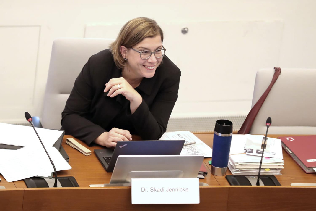 Hat gut Lachen schon vor der Wahl: Dr. Skadi Jennicke (Bürgermeisterin und Beigeordnete für Kultur). Foto: Jan Kaefer