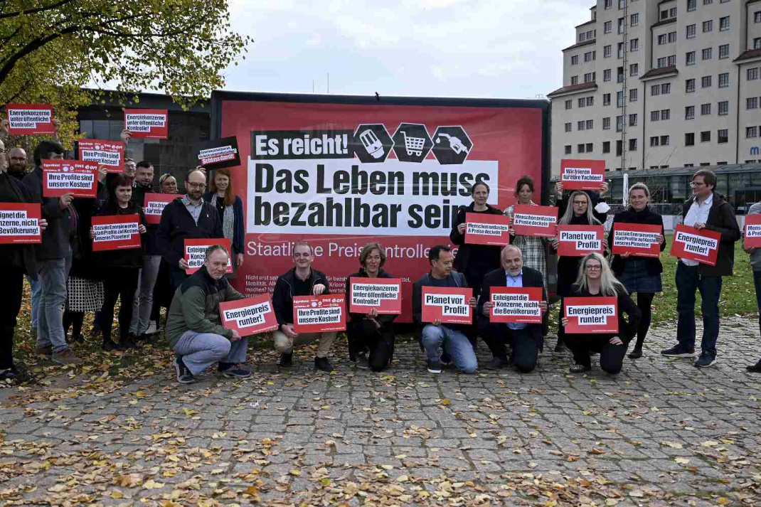 eine Gruppe Menschen