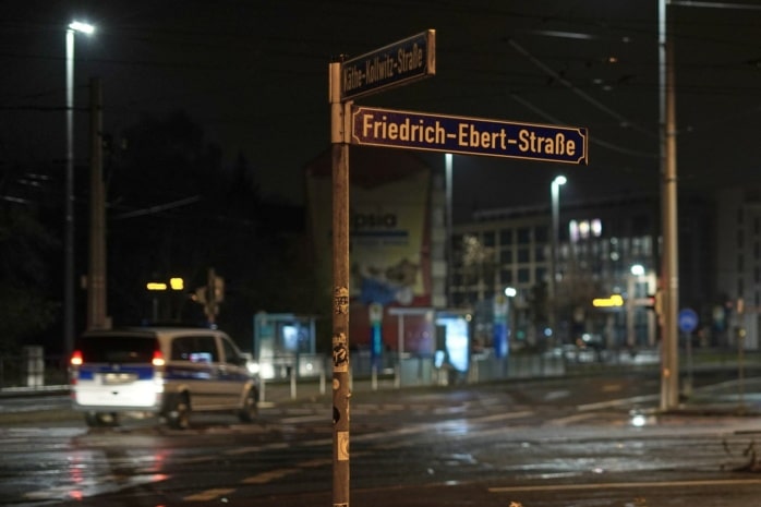 Kreuzung Westplatz in der Nacht zum 26.11.2022. Foto: Tom Richter
