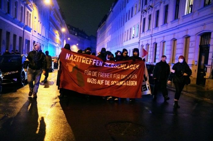 Die Vorab-Demo nach der Kundgebung am Rabet ab 21 Uhr. Foto: LZ