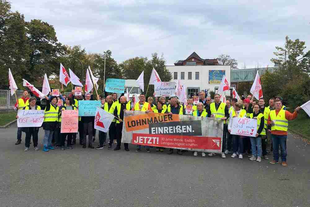 eine Gruppe Menschen