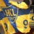 Blau-gelbe Fahne mit dem Vereinswappen des HC Leipzig (HCL) im Fanblock. Foto: Jan Kaefer