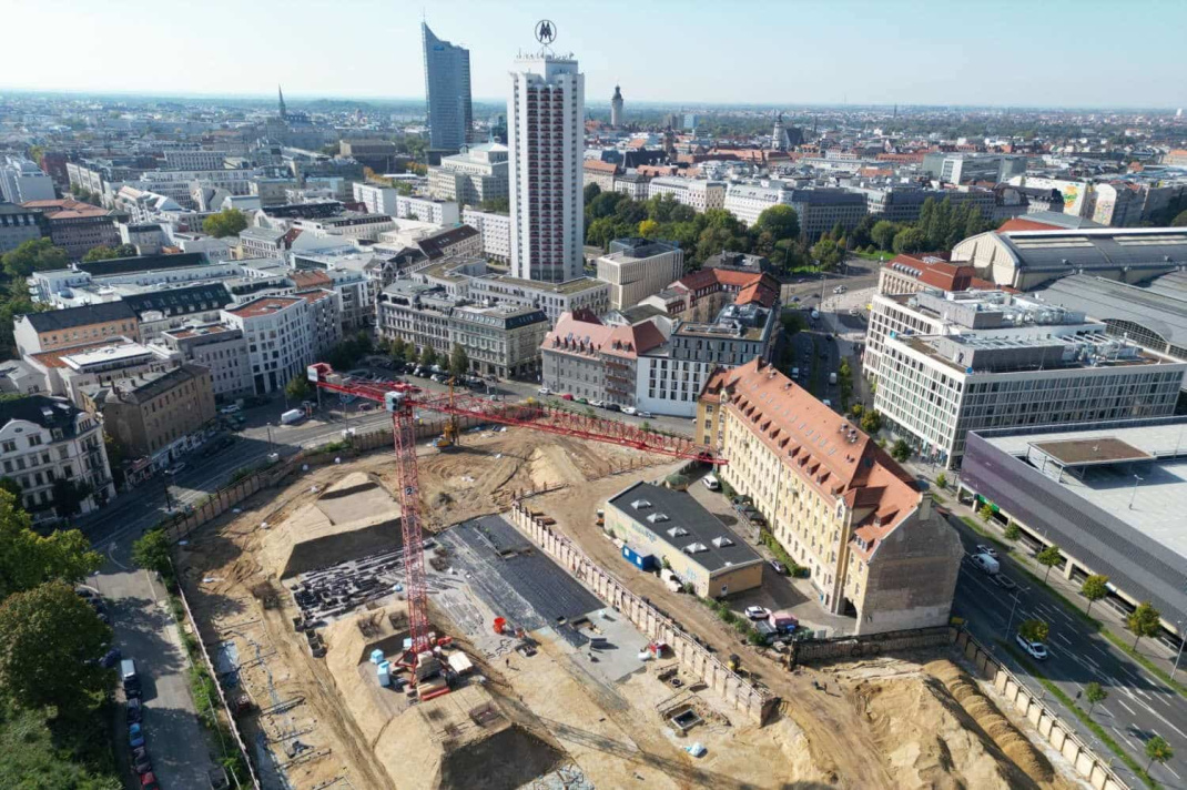 Luftbild vom Baufeld des neuen Krystallpalast-Areals. Foto: QUARTERBACK Immobilien AG