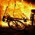 Ein Fahrrad in den Flammen am Kreuz. Martialische Bilder am Ende einer Silvesternacht. Foto: LZ