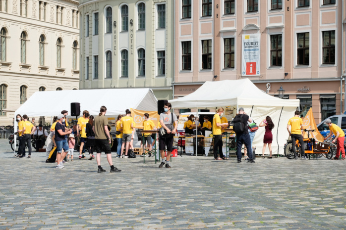 Die Auftaktveranstaltung des Begehrens im Sommer 2022 in Dresden. Foto: Louise Hummel-Schröter