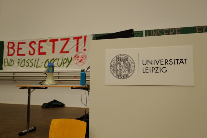 Am 12. Dezember 2022 besetzten Studierende den größten Hörsaal der Universität Leipzig. Foto: Luise Mosig