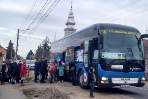 Der Lok-Mannschaftsbus auf Rettungsmission in Rumänien. Foto: 1. FC Lok Leipzig