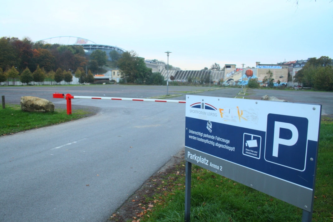Auf dem Gelände des ehemaligen Schwimmstadions soll eine Grundschule entstehen
