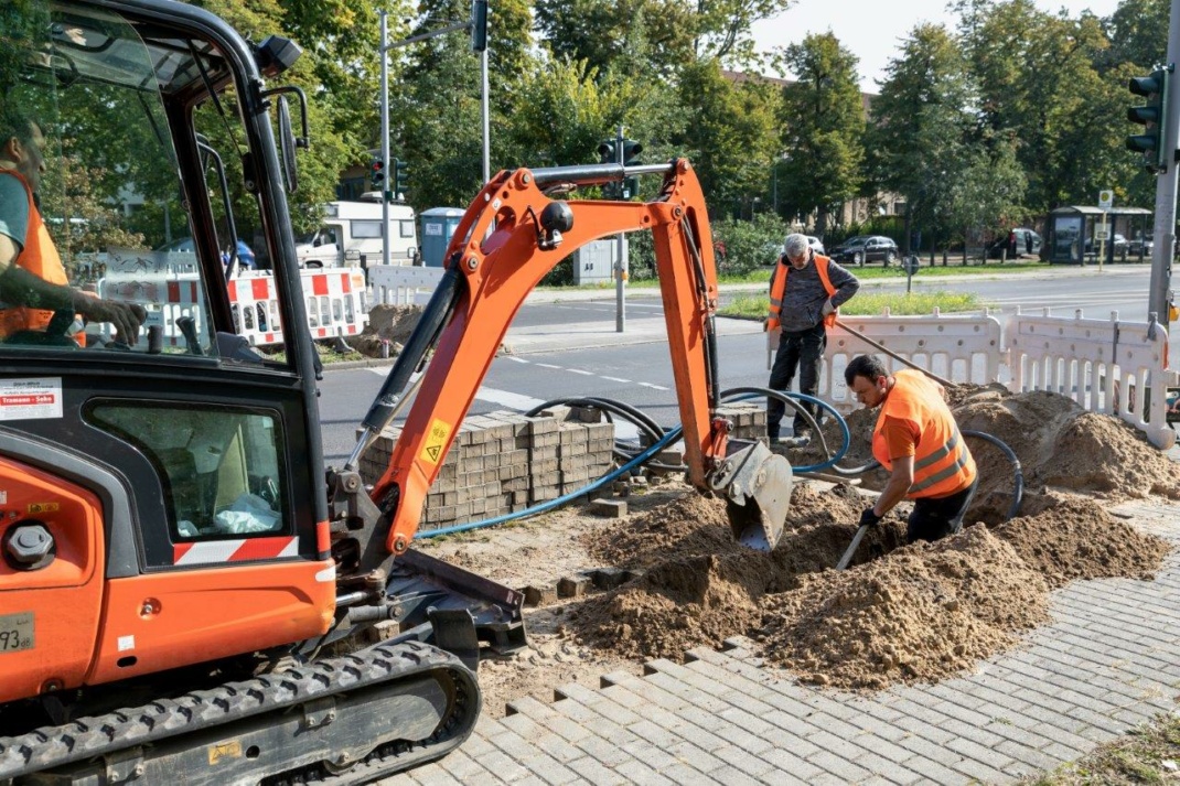 Bauarbeiten mit Bagger