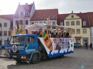 Ein Faschingswagen in Grimma