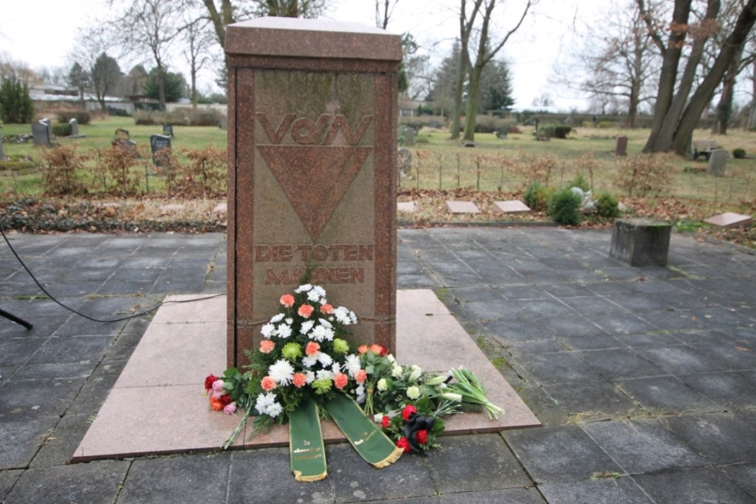 VDN Denkmal auf dem Friedhof Markranstädt.
