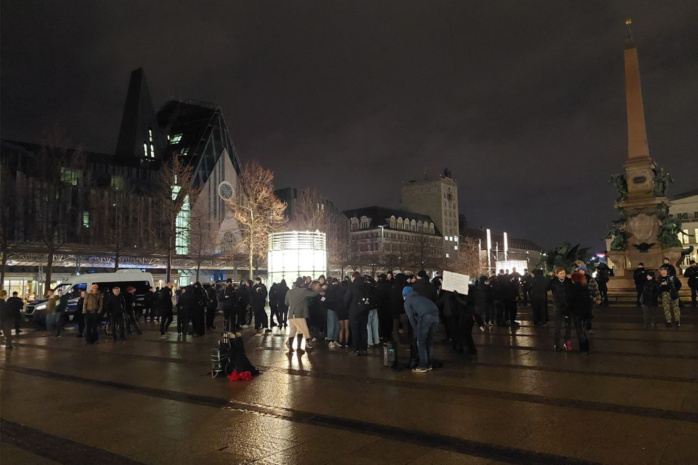 Protestierende auf dem Augustusplatz