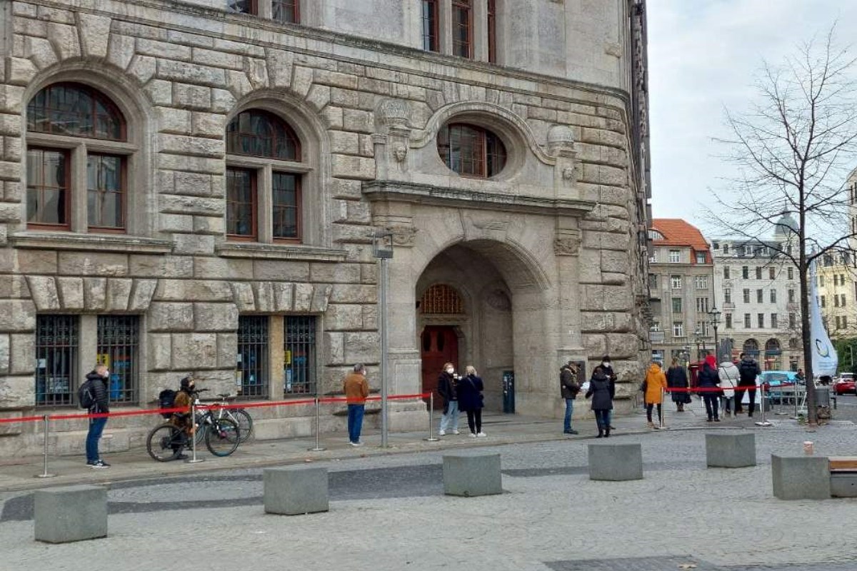 -Die-Stadt-im-Karton-eine-Ausstellung-von-Hortkindern-der-Pablo-Neruda-Schule