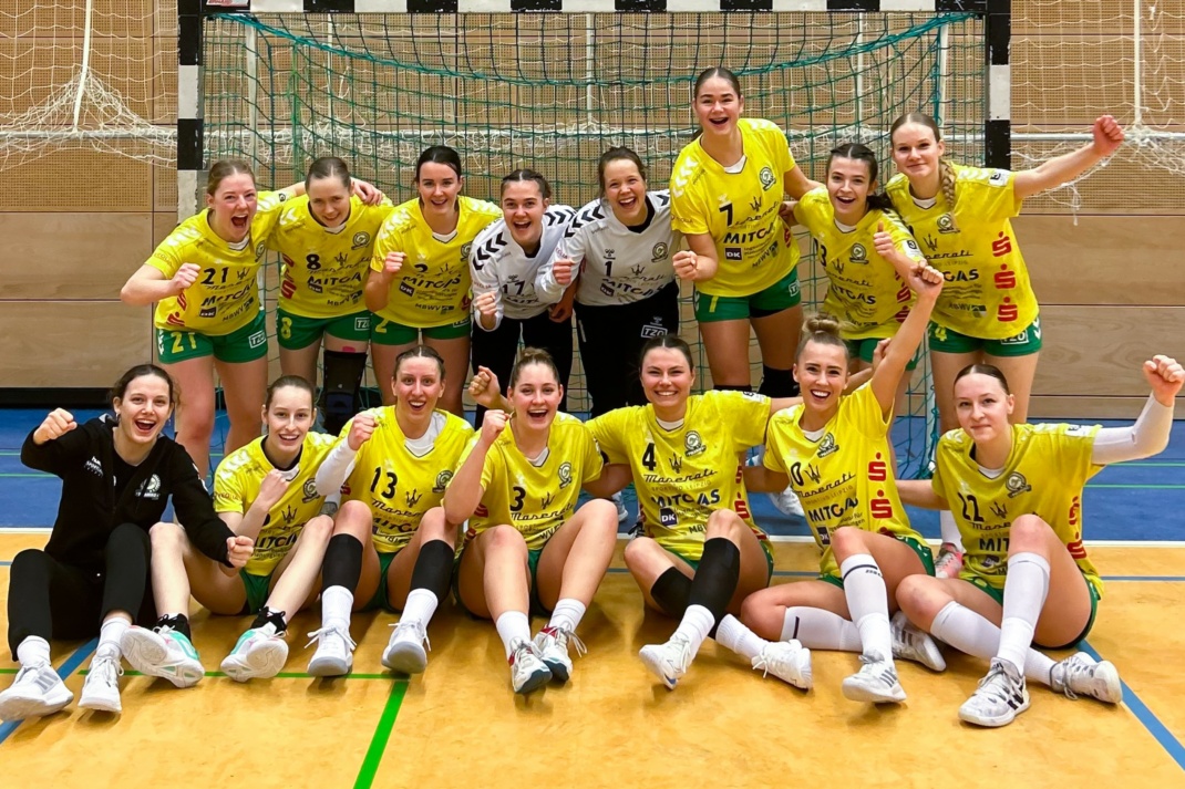 Die jubelnde Mannschaft