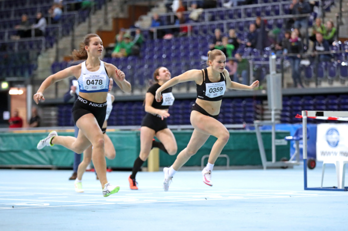 60 Meter Finale der U18-weiblich. Foto: Jan Kaefer