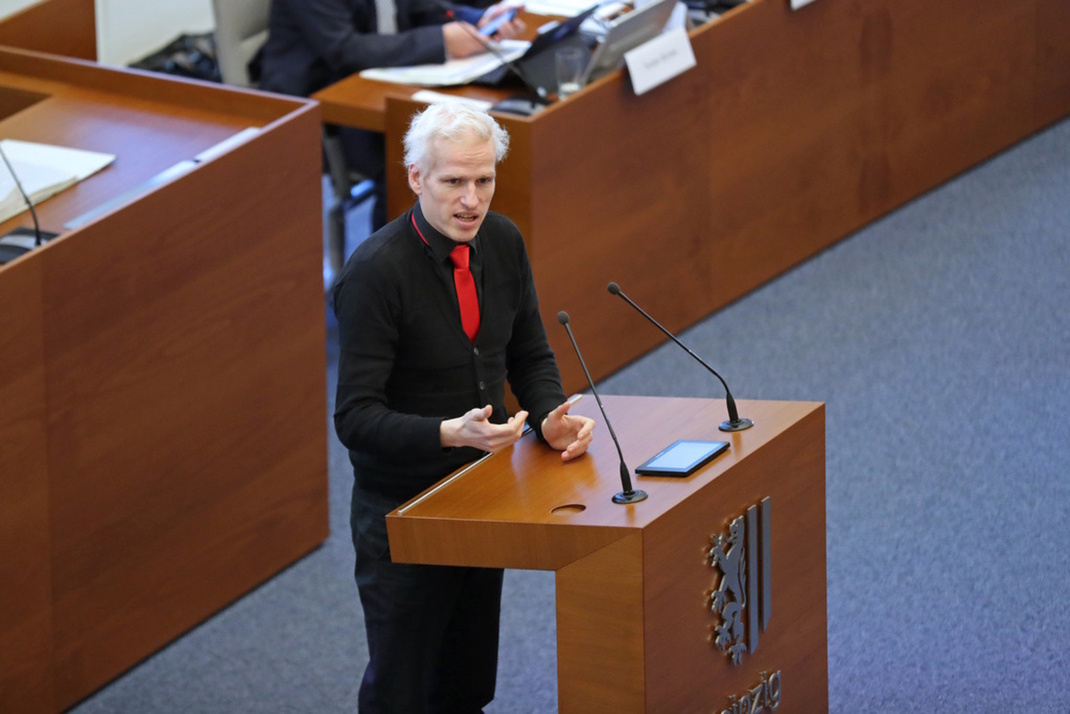 Jürgen Kasek am Rednerpult.