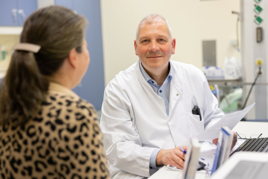 Prof. Matthias Steinert, Leiter der Thoraxchirurgie am Universitätsklinikum Leipzig. Foto: UKL/Stefan Straube