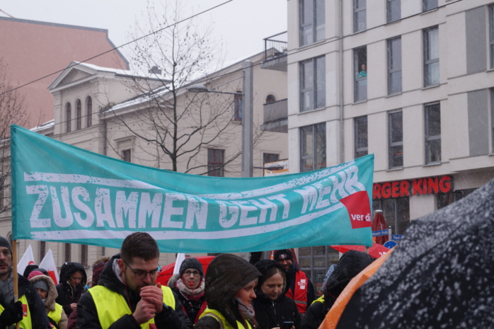 Die Demo ab 11 Uhr vom Volkshaus zum Marktplatz Leipzig. Foto: Yaro Allisat