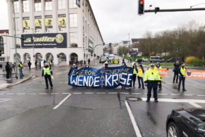 Am 14. April 2023 in Chemnitz: ein Bündnis aus mehereren Initiativen solidarisierte sich mit der "Letzten Generation" und ihren Forderungen. Foto: LZ