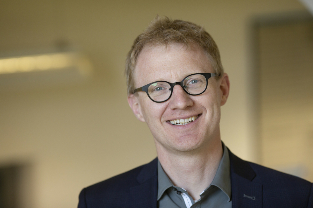 Zum Auftakt der neuen Vortragsreihe spricht Prof. Georg Schomerus, Direktor der Klinik und Poliklinik für Psychiatrie und Psychotherapie des UKL. Foto: Stefan Straube / UKL