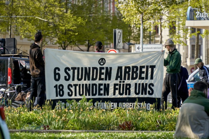 Anarchistische Demo für den 6-Stunden-Tag. Foto: Tom Richter