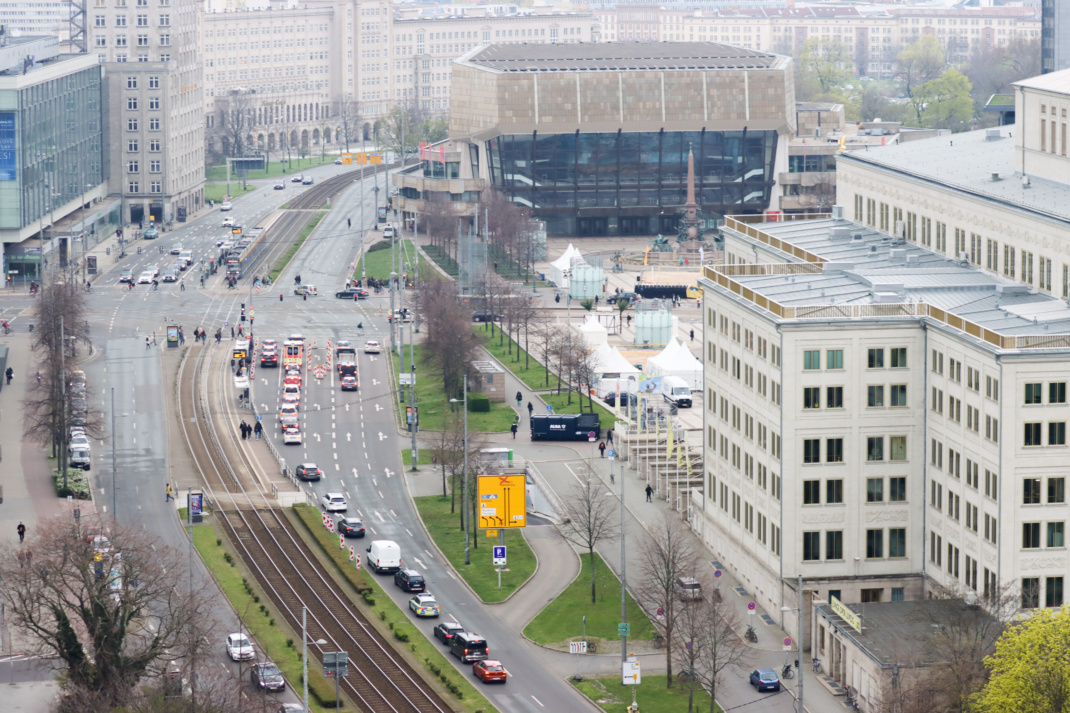 Verkehr am Augustusplatz. Foto: LZ
