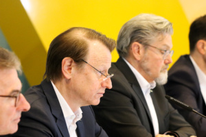 Der VNG AG - Vorstand: Bodo Rodestock, (Finanzen und Personal), Vorstandsvorsitzender Ulf Heitmüller und Hans-Joachim Polk (Infrastruktur und Technik). Foto: LZ