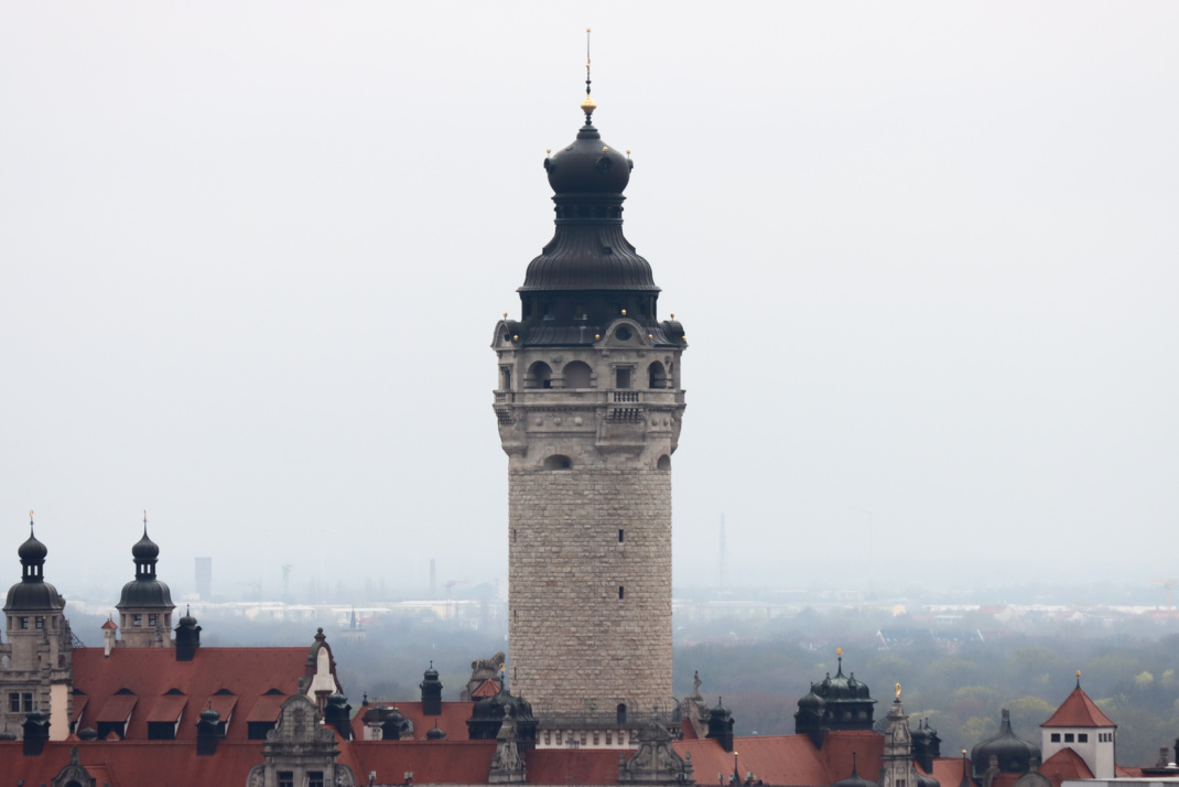 Einmal im Monat Tagungsort der Ratsversammlung: das Neue Rathaus Leipzig. Foto: LZ