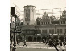 Zerstörtes Rathaus in Leipzig nach Luftangriff 1943.